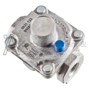 The 098867-16 Maxitrol pressure regulator for liquid propane gas.