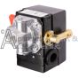 Four port pressure switch